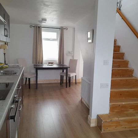 Central Town Apartment Wexford Esterno foto